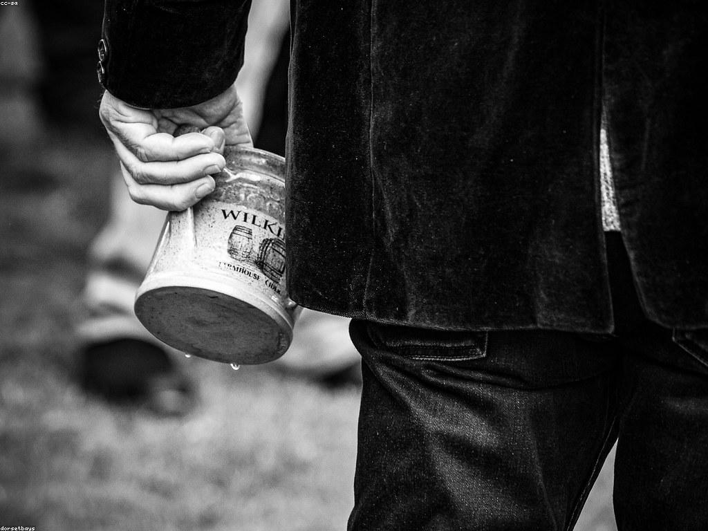 ព្រឹត្តិការណ៍និងផ្សាយព្រេង: ការបង្រួននិងការបង្រៀនមួយ