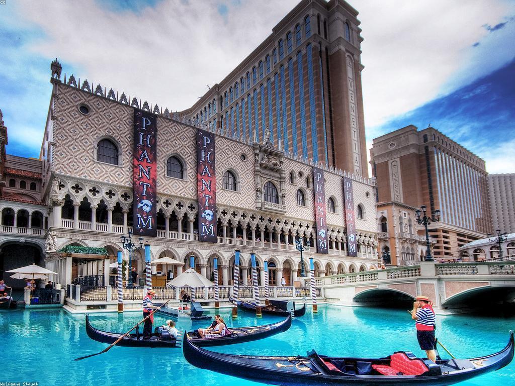 ការណែនាំអំពីបាការ៉ាត់