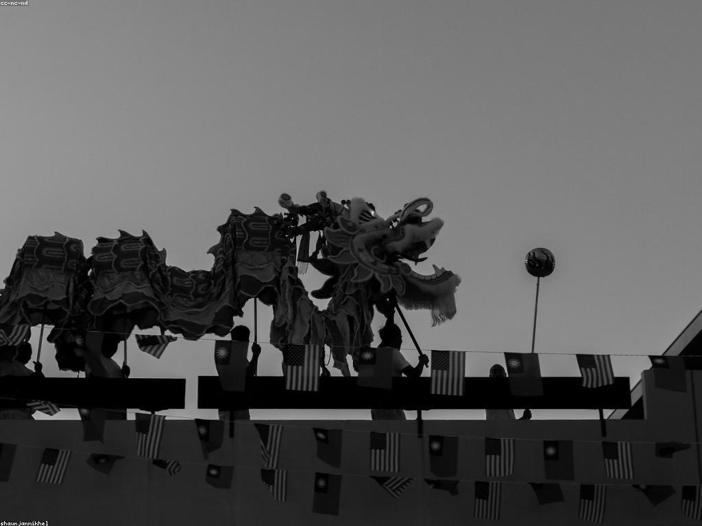 ព្រឹត្តិការណ៍និងផ្សាយព្រេង: ការបញ្ចេញចំណេះដឹងនិងចម្រៀង